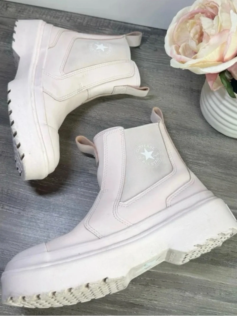 Converse Kids Chuck Taylor All Star Lugged Chelsea Boot Blush Hush big kids 3.5